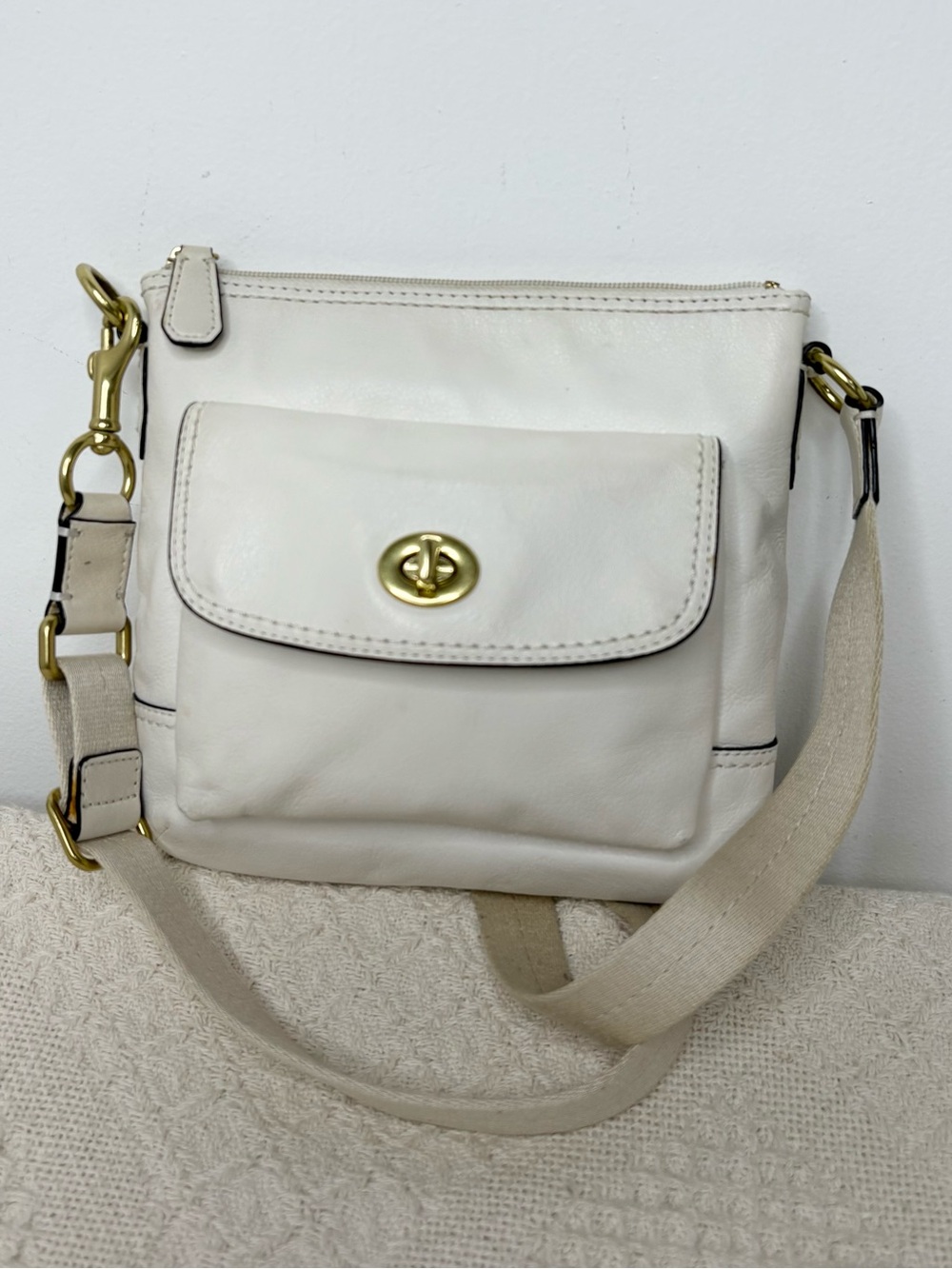Coach White Park Leather Swingpack Crossbody Bag F49170 Metallic Purse